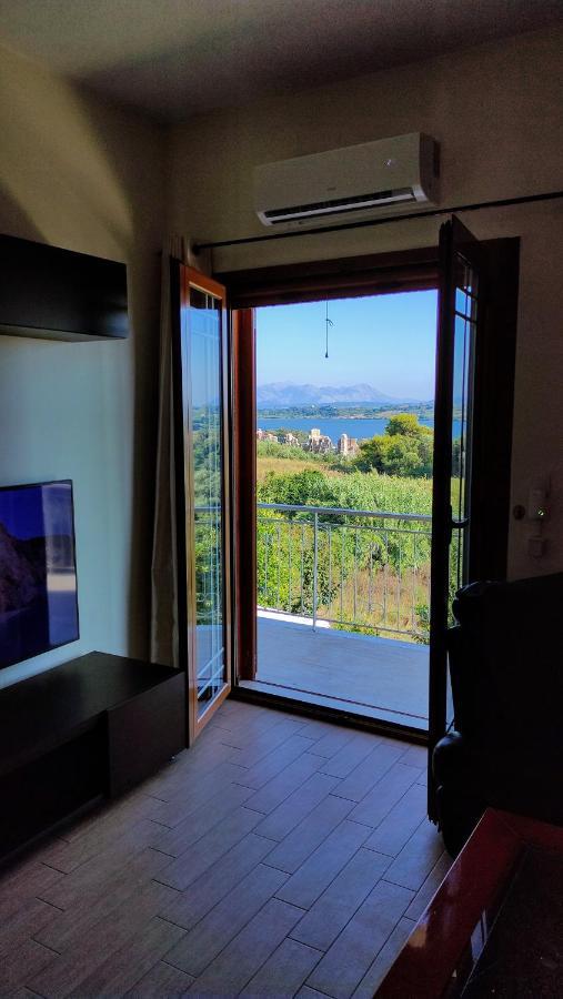 The Elysian At Nicopolis Jacuzzi Apartamento Nikopolis Exterior foto